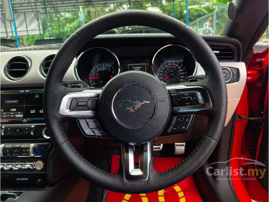 2016 Ford MUSTANG EcoBoost Coupe