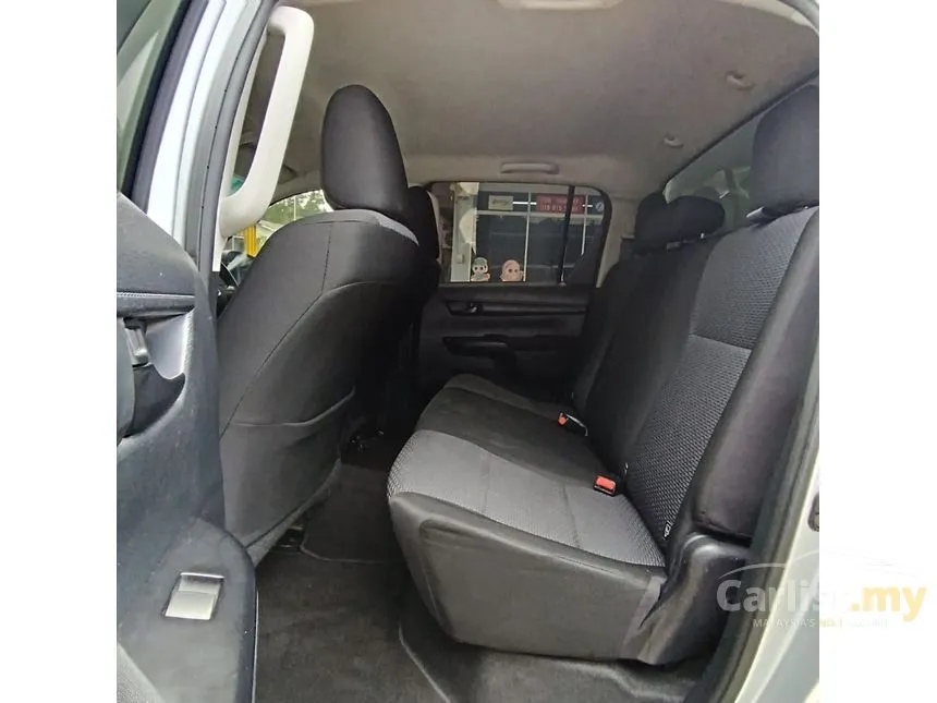 2021 Toyota Hilux E Dual Cab Pickup