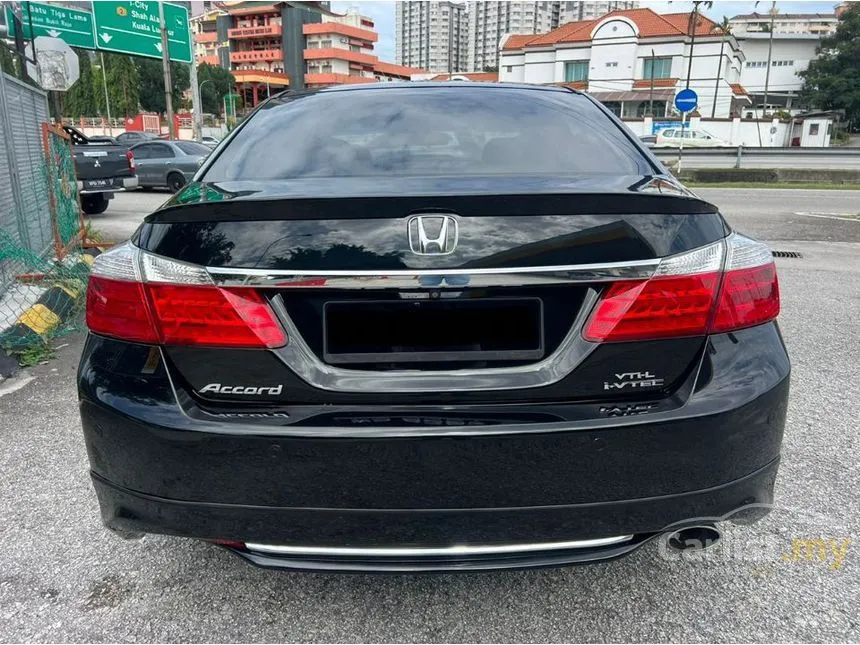 2015 Honda Accord VTi-L Sedan