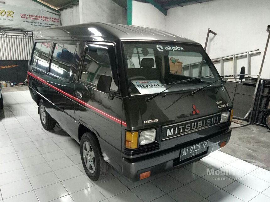 Jual Mobil Mitsubishi Colt L300 2002 2.5 Minibus 2.5 di 