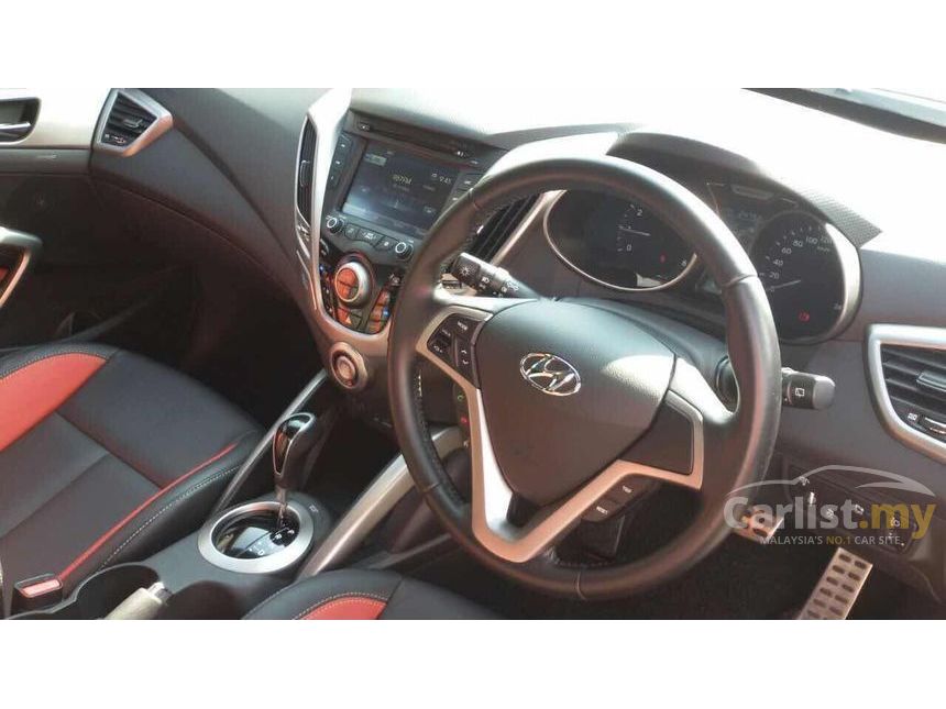 2013 Hyundai Veloster Premium Hatchback