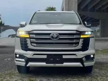 2024 Toyota Land Cruiser 3.5 ZX SUV ### PALING HEBAT OFFER IN TOWN SHOWROOM CONDITION  *** PLS COME TO SEE & TEST FEEL IT