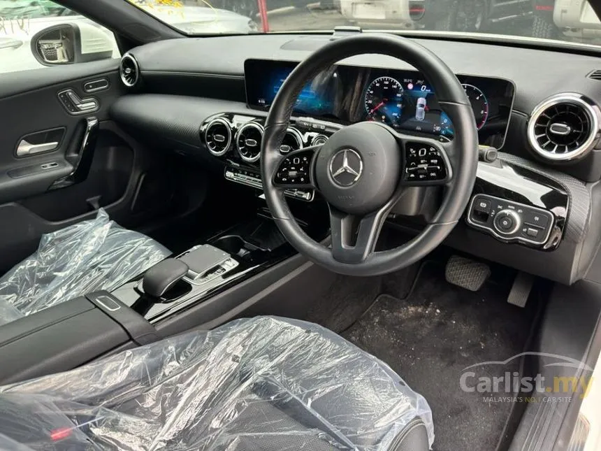 2020 Mercedes-Benz A200 Progressive Line Hatchback