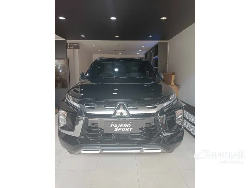 Jual Mobil Mitsubishi Pajero Sport 2024 Dakar 2.4 di Banten Automatic SUV Hitam Rp 623.700.000