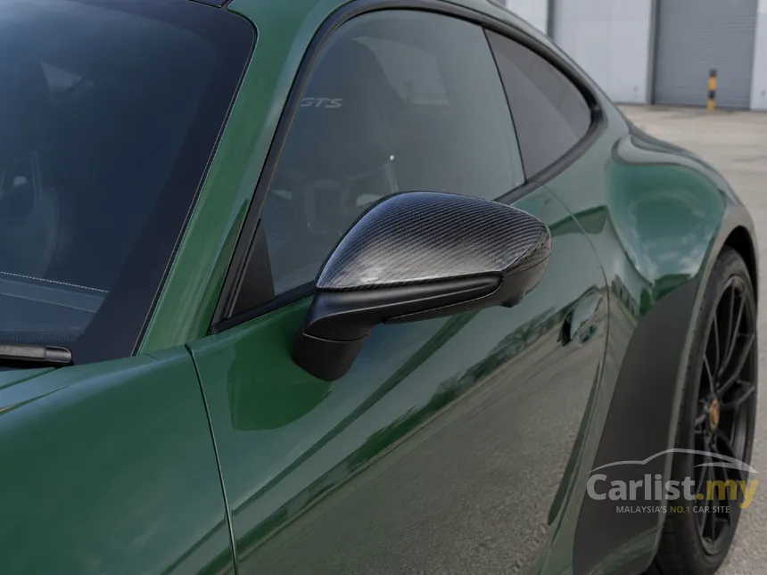 2022 Porsche 911 Carrera GTS Coupe