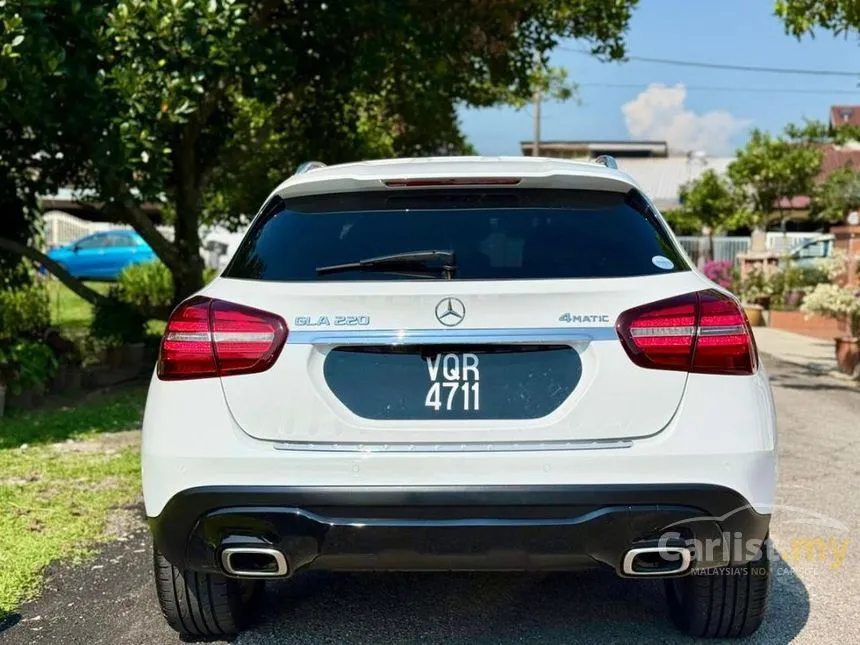 2017 Mercedes-Benz GLA220 4MATIC SUV