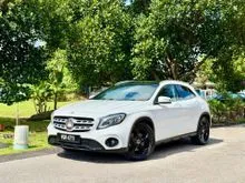 ON THE ROAD 2017 Mercedes-Benz GLA220 2.0 TURBO