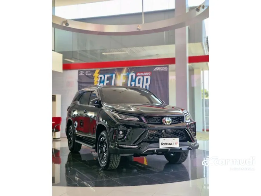 Jual Mobil Toyota Fortuner 2024 VRZ TSS GR Parts Aero Package 2.8 di Jawa Barat Automatic SUV Hitam Rp 570.500.000