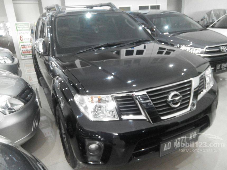 Jual Mobil Nissan Navara 2013 Sports Version 2.5 di Jawa 