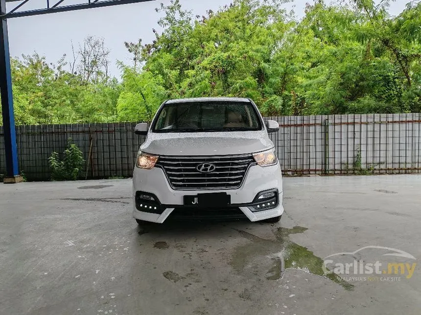 2019 Hyundai Grand Starex Executive MPV