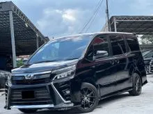 2019 Toyota Voxy 2.0 ZS Kirameki Edition MPV // Sunroof & Moonroof // Dual Power Sliding Door // Android Player // Reverse Camera // Facelift Model //