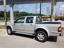 2005 Isuzu D-Max 3.0 LS Pickup Truck