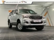 2014 Toyota Hilux 2.5 VNT Standard Dual Cab Pickup (A) TIPTOP WELL MAINTAIN