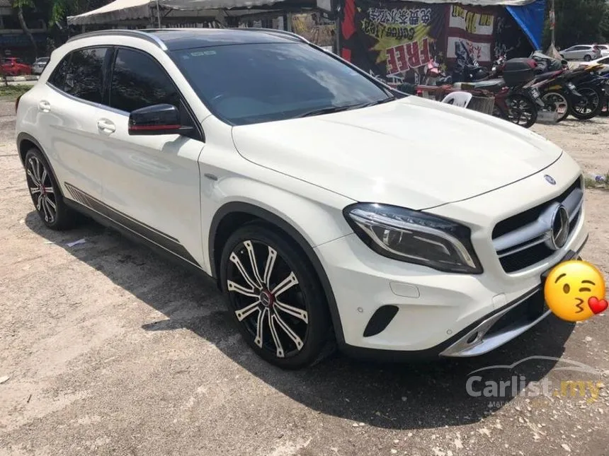 2014 Mercedes-Benz GLA250 4MATIC AMG Sport SUV
