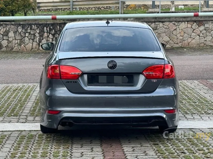 2015 Volkswagen Jetta TSI Sport Edition Sedan