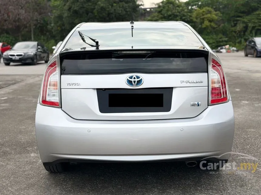 2012 Toyota Prius Luxury Hatchback