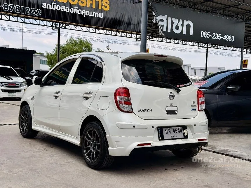 2011 Nissan MARCH EL Hatchback
