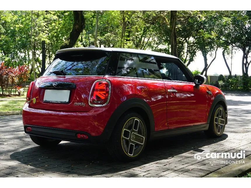 2023 MINI Cooper S Electric Level 3 Hatchback