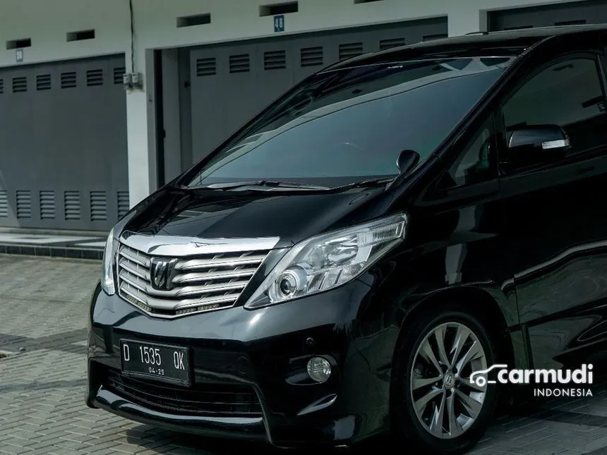 2011 Toyota Alphard S MPV