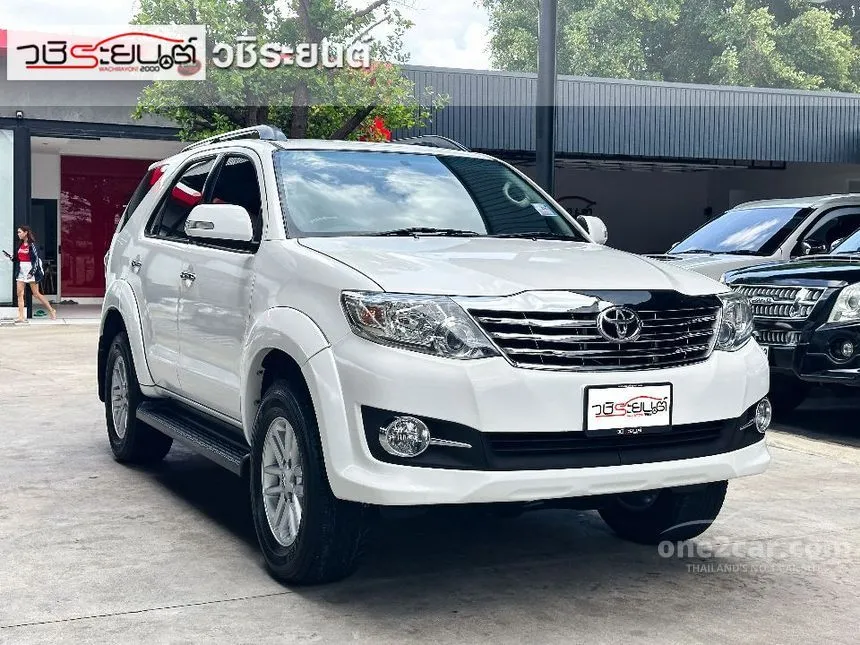 2015 Toyota FORTUNER V SUV