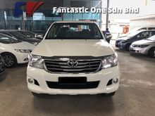 2012 Toyota Hilux 2.5 G Pickup Truck
