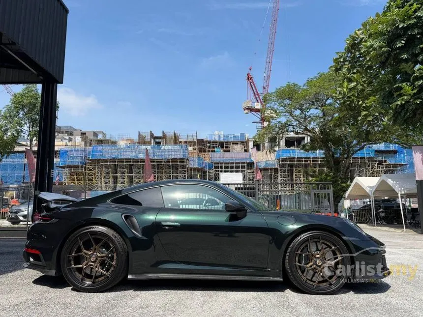 2022 Porsche 911 Turbo S Coupe