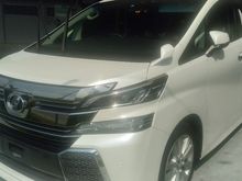 2016 Toyota Vellfire 2.5 Base Spec MPV