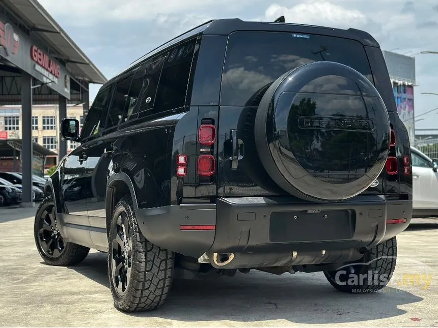 2021 Land Rover Defender 110 D300 SUV