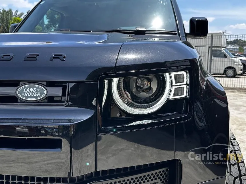2021 Land Rover Defender 110 D300 SUV