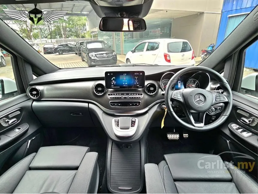 2023 Mercedes-Benz V220 D AMG Line Long MPV