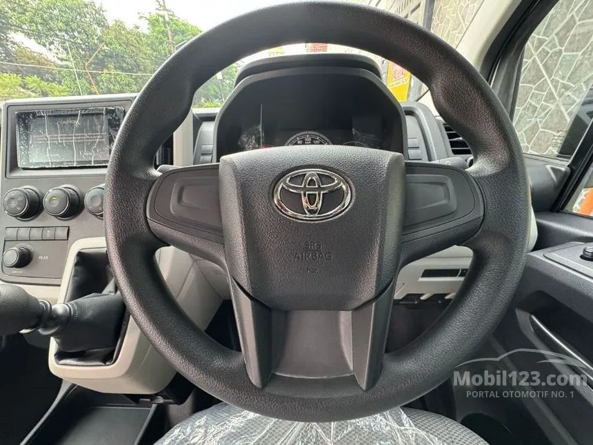 2024 Toyota Hiace Premio Van