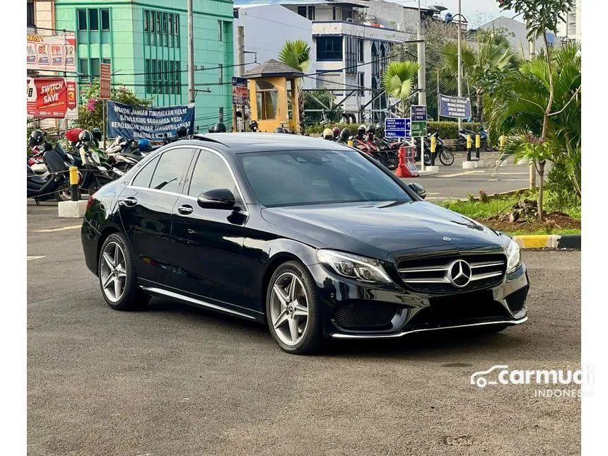 2018 Mercedes-Benz C300 AMG Line Sedan