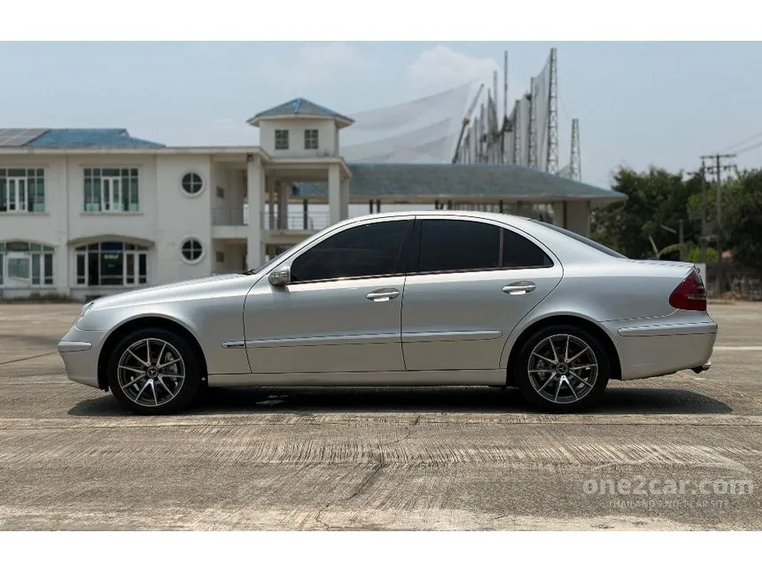 2003 Mercedes-Benz E220 Classic CDI Sedan