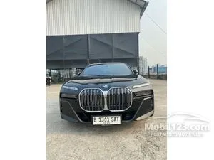2023 BMW 735i 3.0 M Sport Sedan