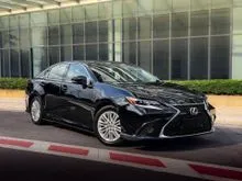 LOCAL SPEC ONE OWNER ORIGINAL MILEAGE 2014 Lexus ES 250 2.5 Luxury Sedan