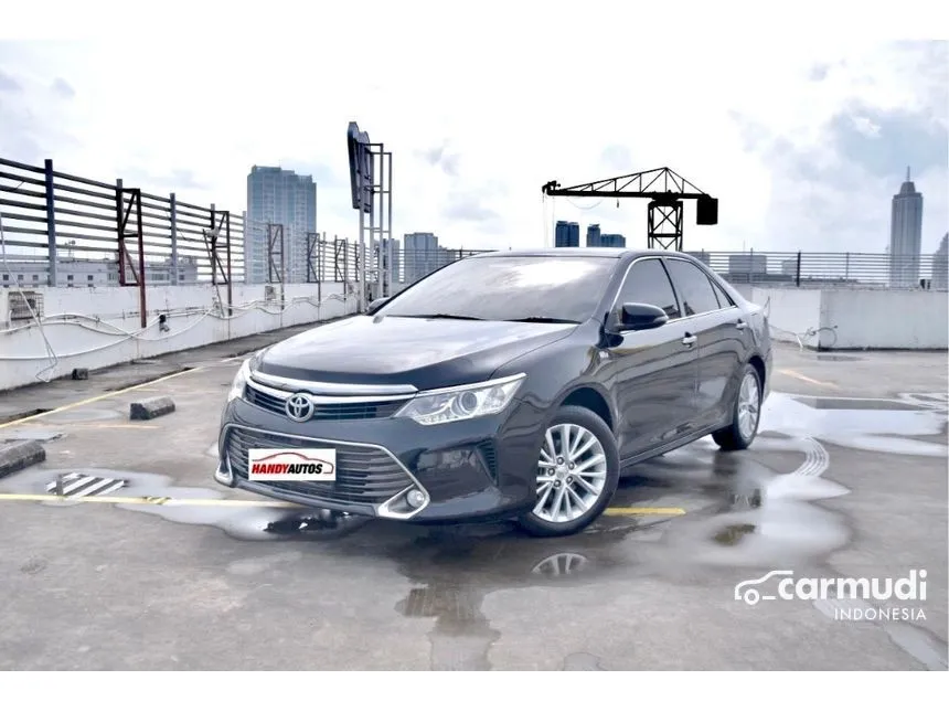 2018 Toyota Camry V Sedan