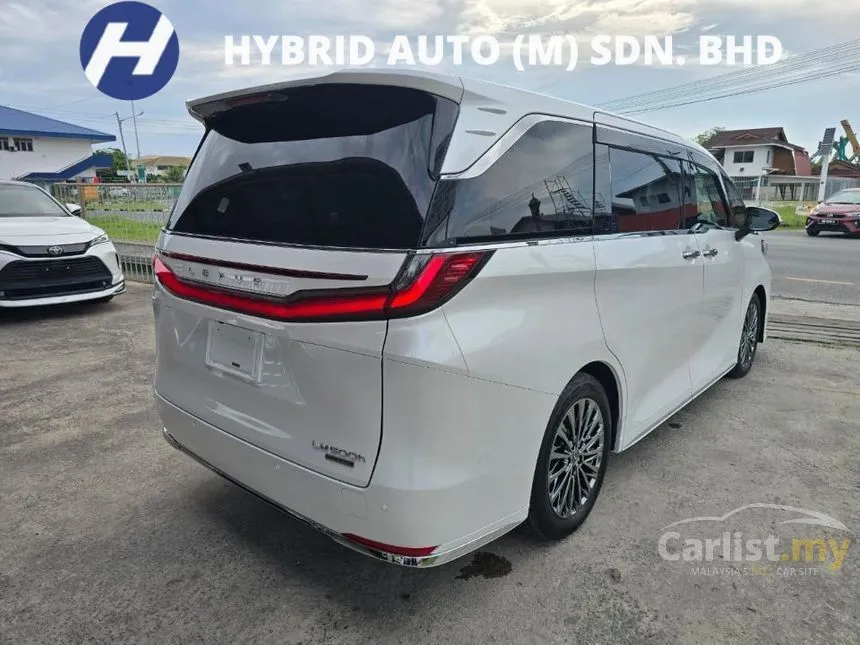 2025 Lexus LM 500h Version L 6 Seater MPV