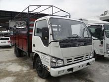2015 - Isuzu NPR71 UHH (M)