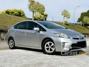 2013 Toyota Prius 1.8 Luxury Hatchback