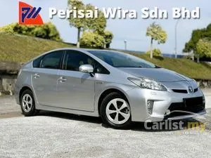 2013 Toyota Prius 1.8 Luxury Hatchback
