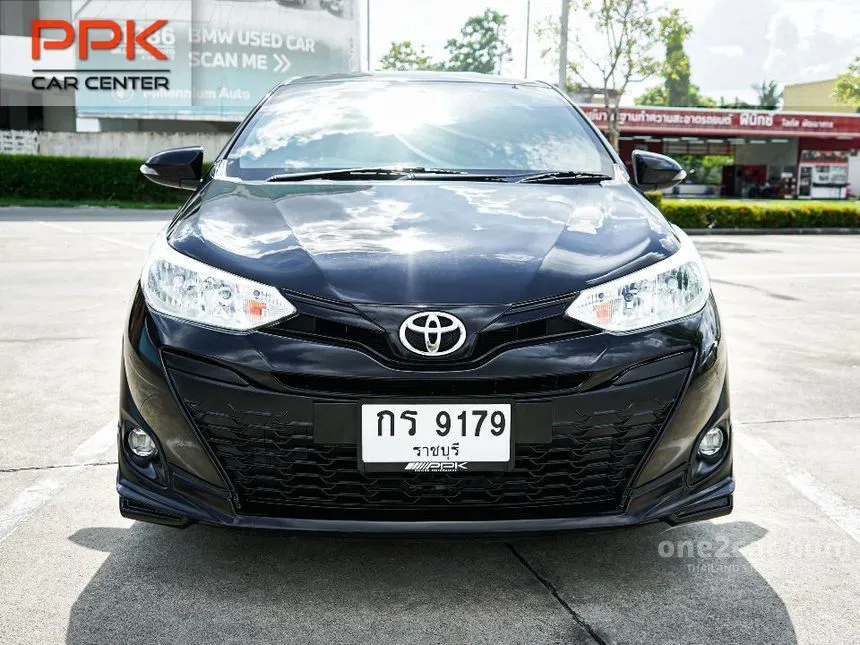 2019 Toyota YARIS E Hatchback