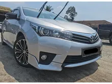 2014 Toyota Corolla Altis 2.0 V Sedan