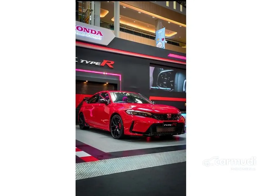 Jual Mobil Honda Civic 2023 Type R 2.0 di Jawa Timur Manual Hatchback Merah Rp 1.395.800.000