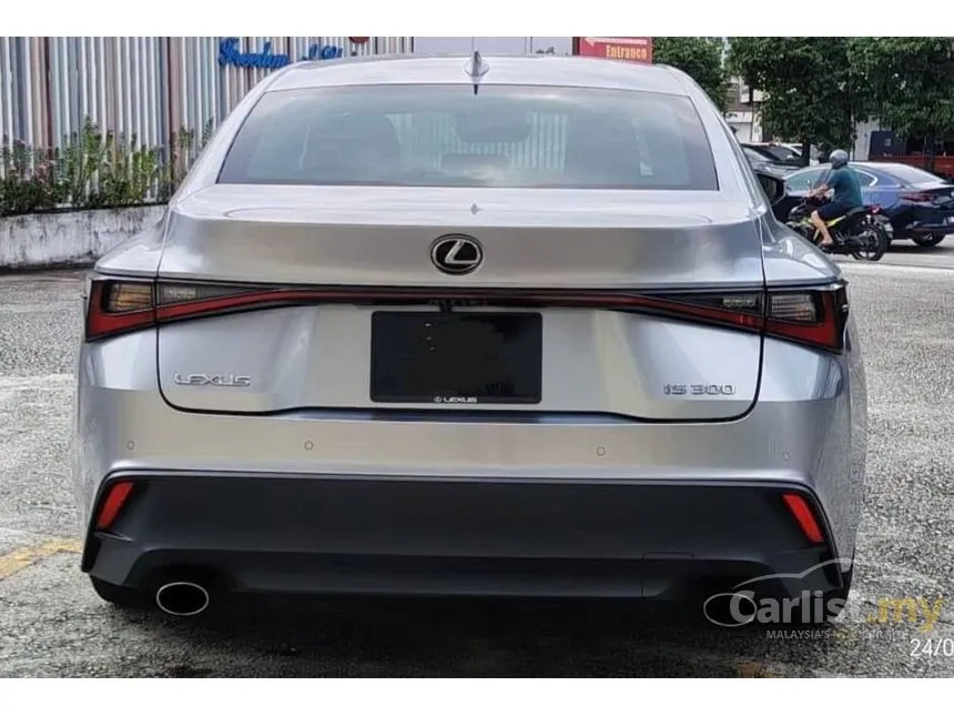 2021 Lexus IS 300 Luxury Sedan