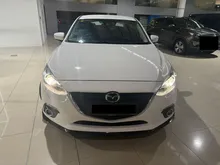 2015 Mazda 3 2.0 SKYACTIV-G Sedan - Smooth Drive & Sharp Style
