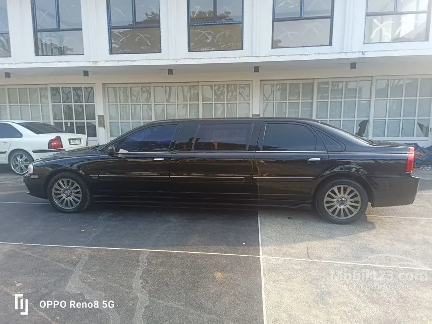 2005 Volvo S80 Limousine
