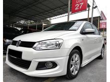 Volkswagen POLO 1.6 SEDAN (A) SPORT / TIP TOP