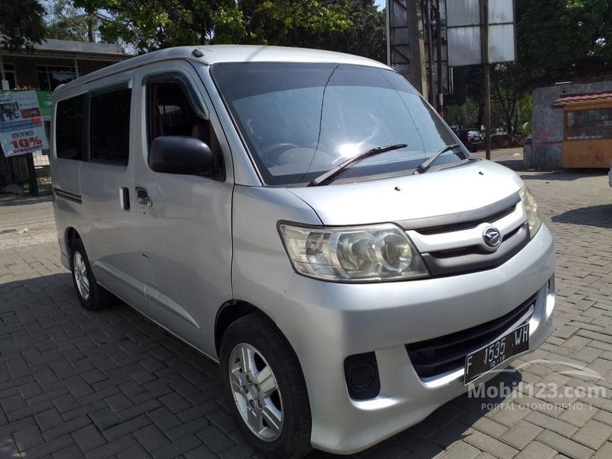Jual Mobil Daihatsu Luxio 2009 M 1.5 di Jawa Barat Manual MPV Silver Rp 89.000.000 - 6000407 ...