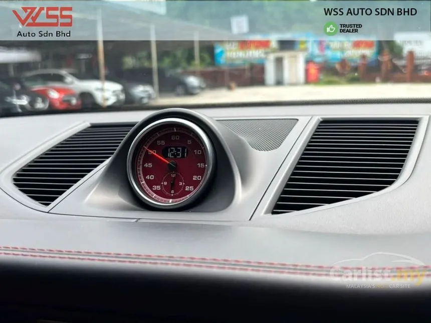 2019 Porsche Macan SUV
