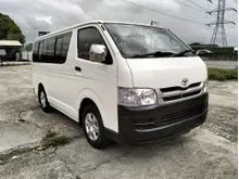 2008 Toyota Hiace 2.5 Window Van (M) - 15 Seat / Low Roof